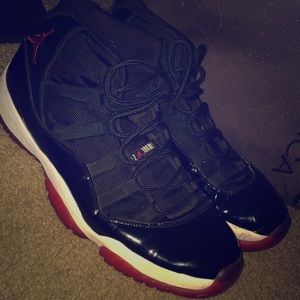 Jordan Bred 11s Sz.12